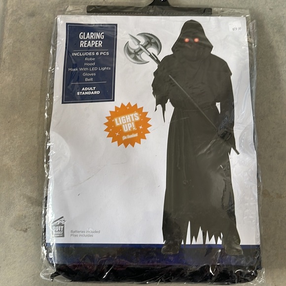 Glaring Reaper Light Up Adult Costume! New! - Picture 5 of 6